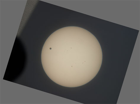 金星太陽面通過 8:40