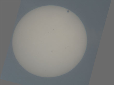 金星太陽面通過 13:25